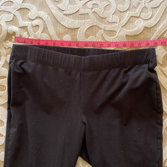 LANE BRYANT LIVI Signature Stretch Capri Legging Black Sz 18/20 - Picture 4 of 5